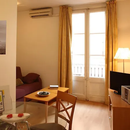 Mh Plaza Apartament *